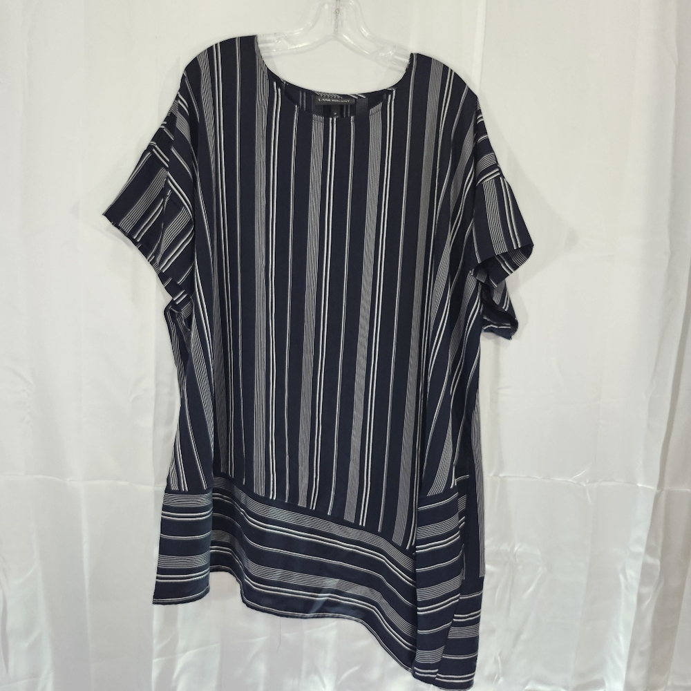 Lane Bryant Size 20 Tunic Striped Blue and White Women's Top